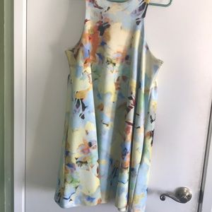 Spring color baby doll style dress.